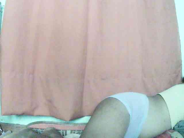 TriciaBella webcam