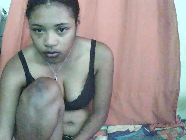Modèle: TriciaBella