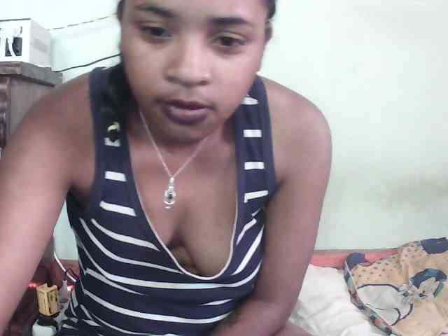 TriciaBella webcam