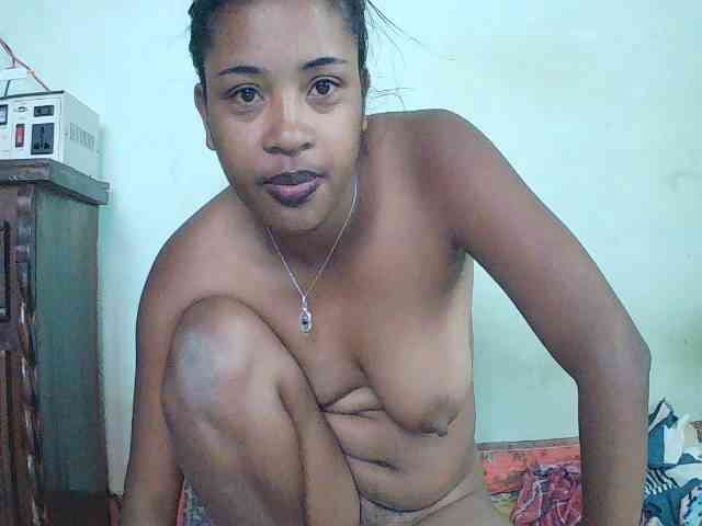 Modèle: TriciaBella