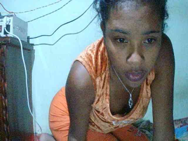 TriciaBella webcam