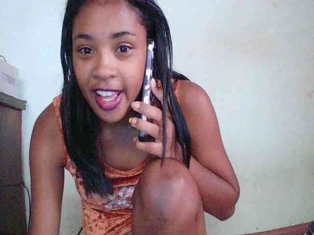 TriciaBella webcam