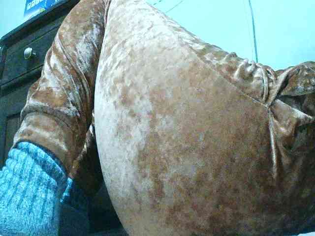 TriciaBella webcam