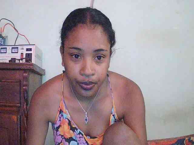 TriciaBella webcam