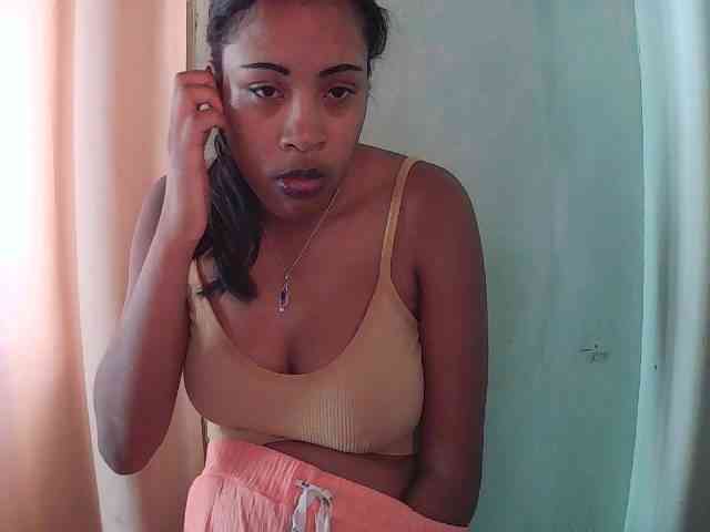TriciaBella TriciaBella