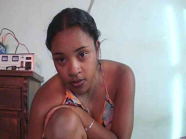 Modèle: TriciaBella