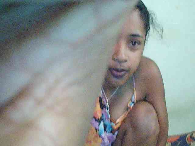 TriciaBella webcam