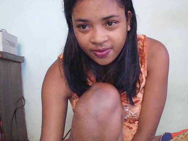 TriciaBella webcam