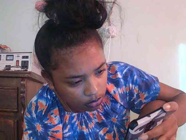 TriciaBella webcam