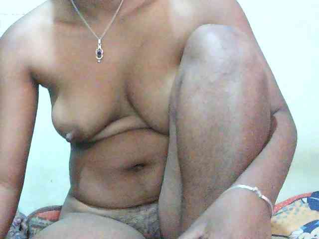 TriciaBella webcam