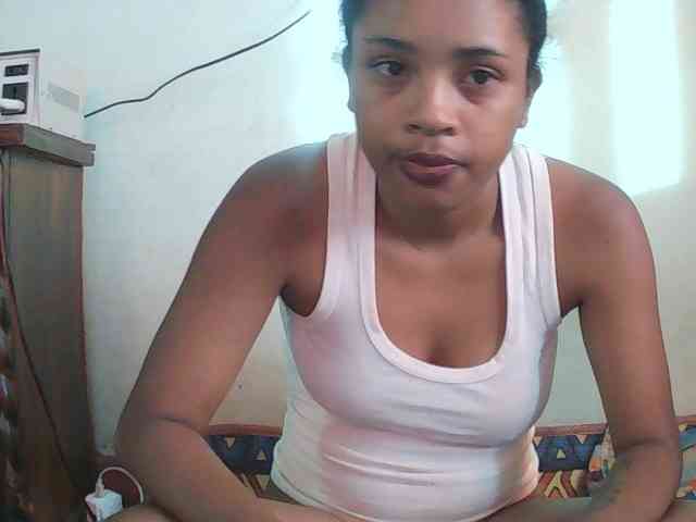 TriciaBella webcam