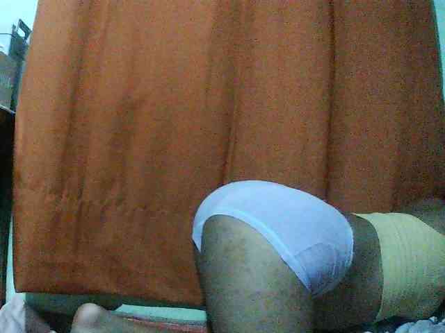 TriciaBella webcam