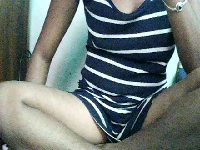 TriciaBella webcam
