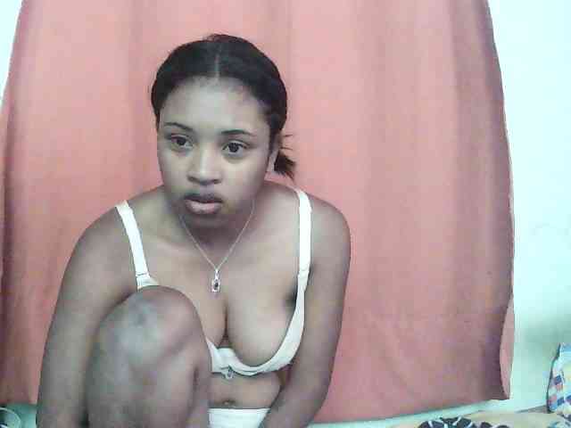 Modèle: TriciaBella