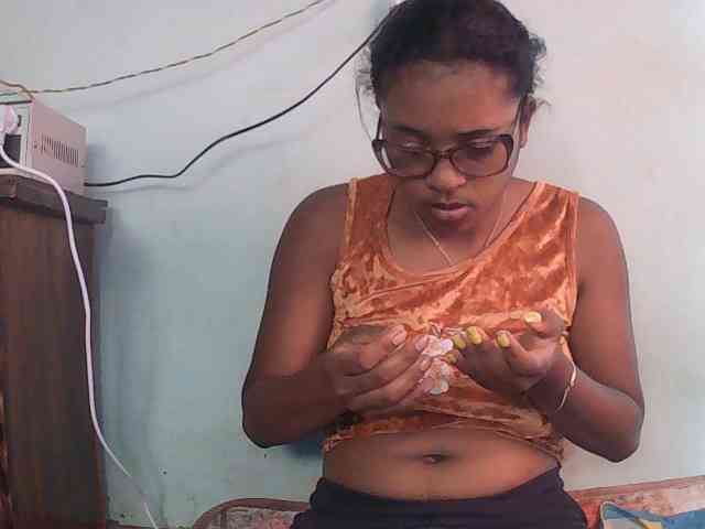 TriciaBella webcam