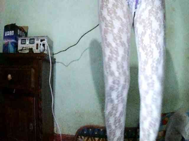 TriciaBella webcam