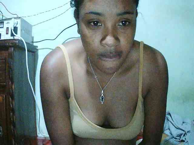 TriciaBella webcam