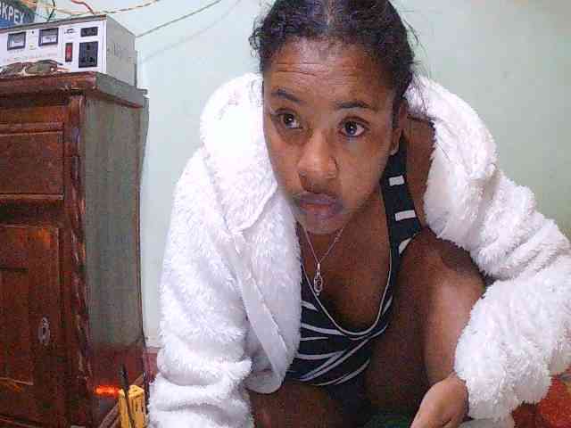 TriciaBella webcam
