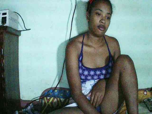 TriciaBella webcam