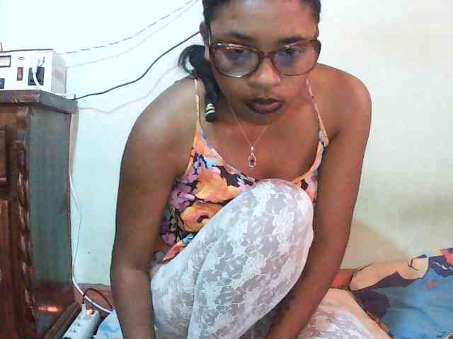 TriciaBella webcam