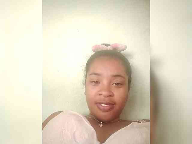 TriciaBella webcam