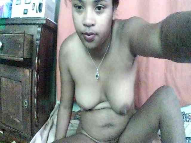 TriciaBella webcam