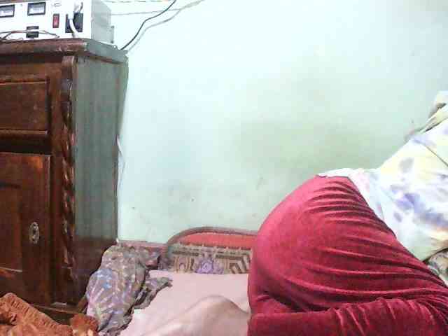 TriciaBella webcam
