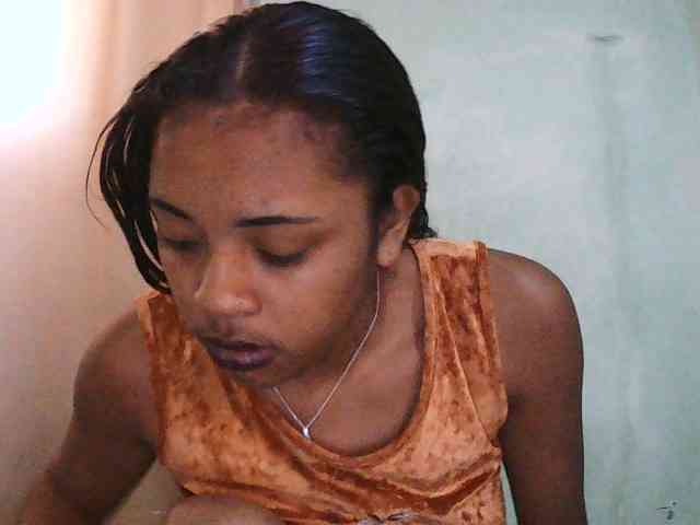 TriciaBella webcam