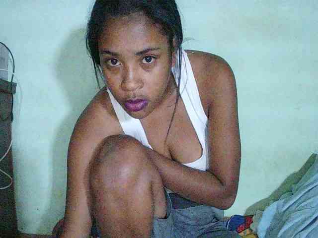TriciaBella webcam