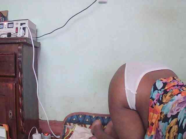 TriciaBella webcam