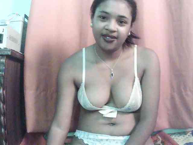 Modèle: TriciaBella