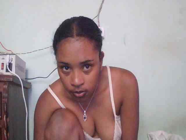 TriciaBella webcam