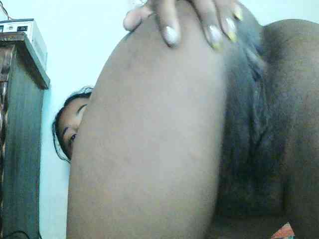 TriciaBella webcam