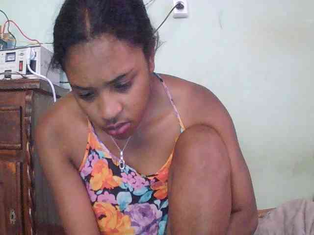 TriciaBella webcam