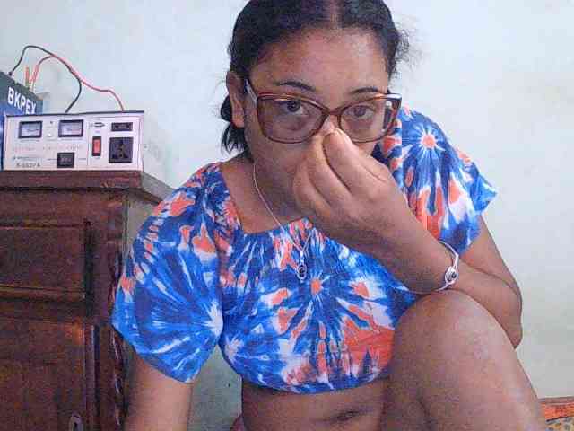 TriciaBella webcam