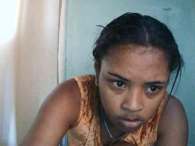 TriciaBella webcam
