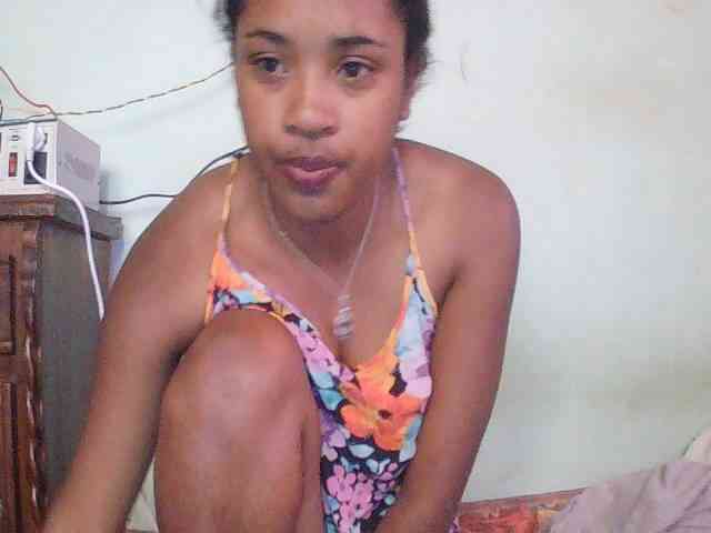 TriciaBella webcam