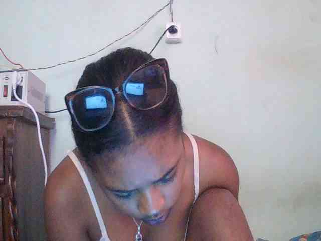 TriciaBella webcam