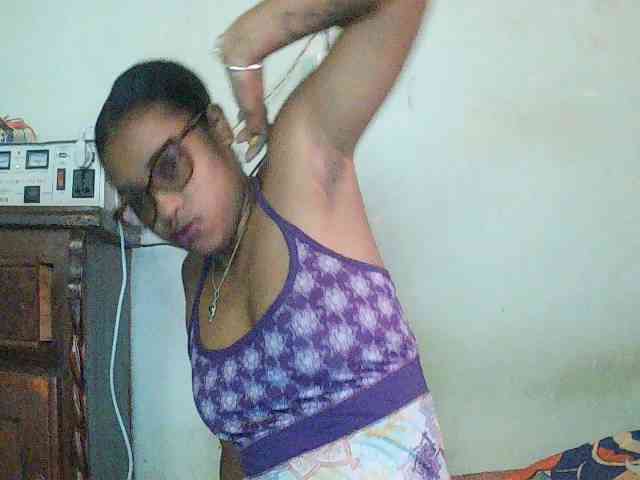 TriciaBella webcam