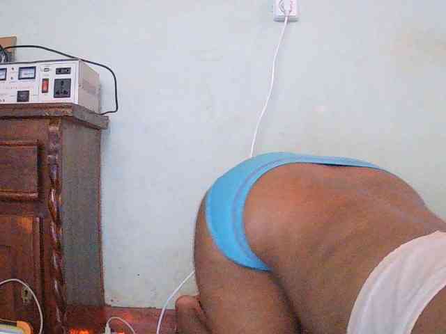 TriciaBella webcam