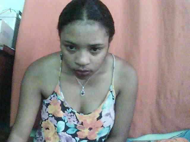 TriciaBella webcam