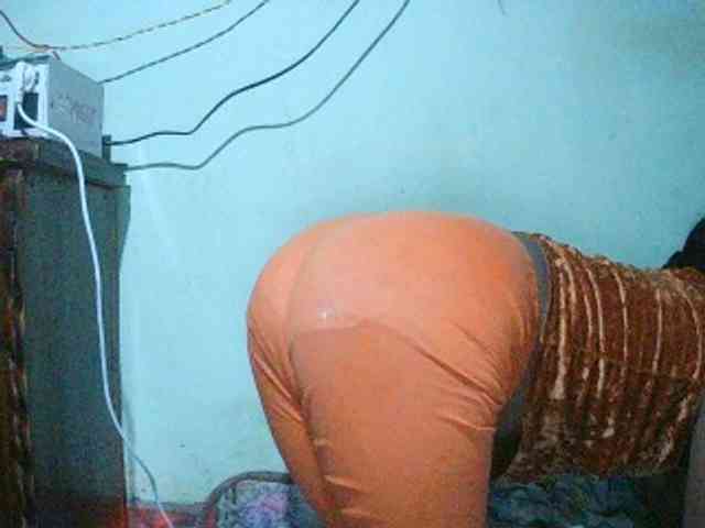 TriciaBella webcam