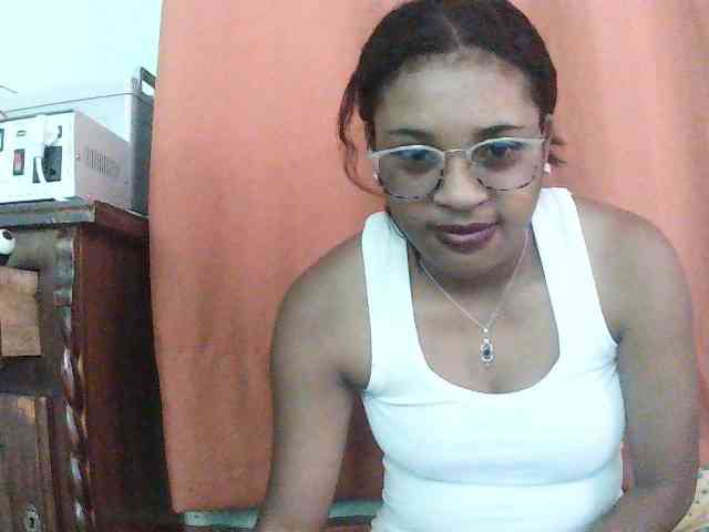 TriciaBella webcam