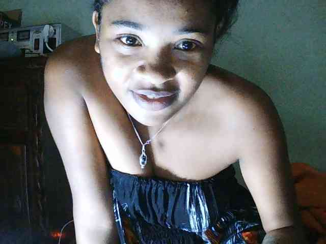 TriciaBella webcam