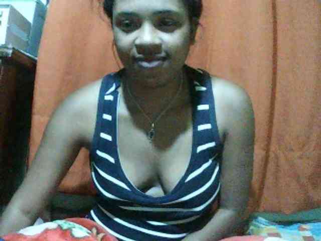 Modèle: TriciaBella