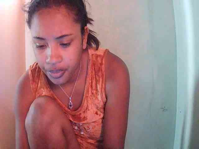 TriciaBella webcam