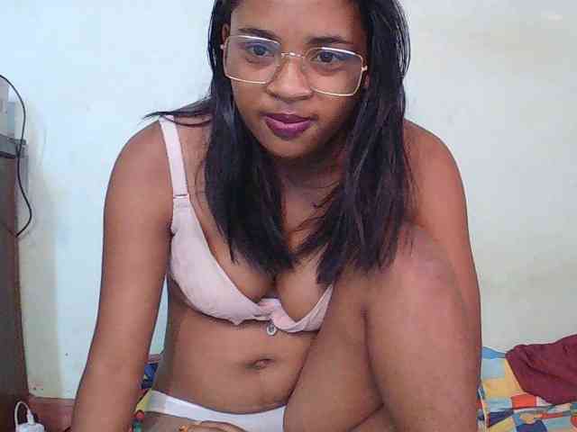 Modèle: TriciaBella