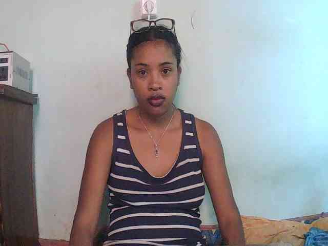 TriciaBella webcam
