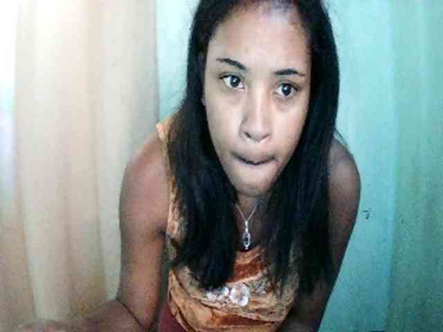 TriciaBella webcam