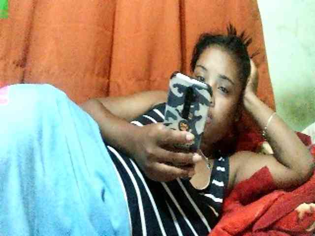 TriciaBella webcam